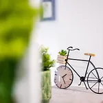 Bora Apartment *